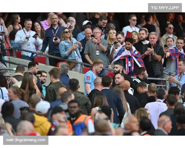为增强防线实力，水晶宫计划引入曼城球员阿克填补空缺
